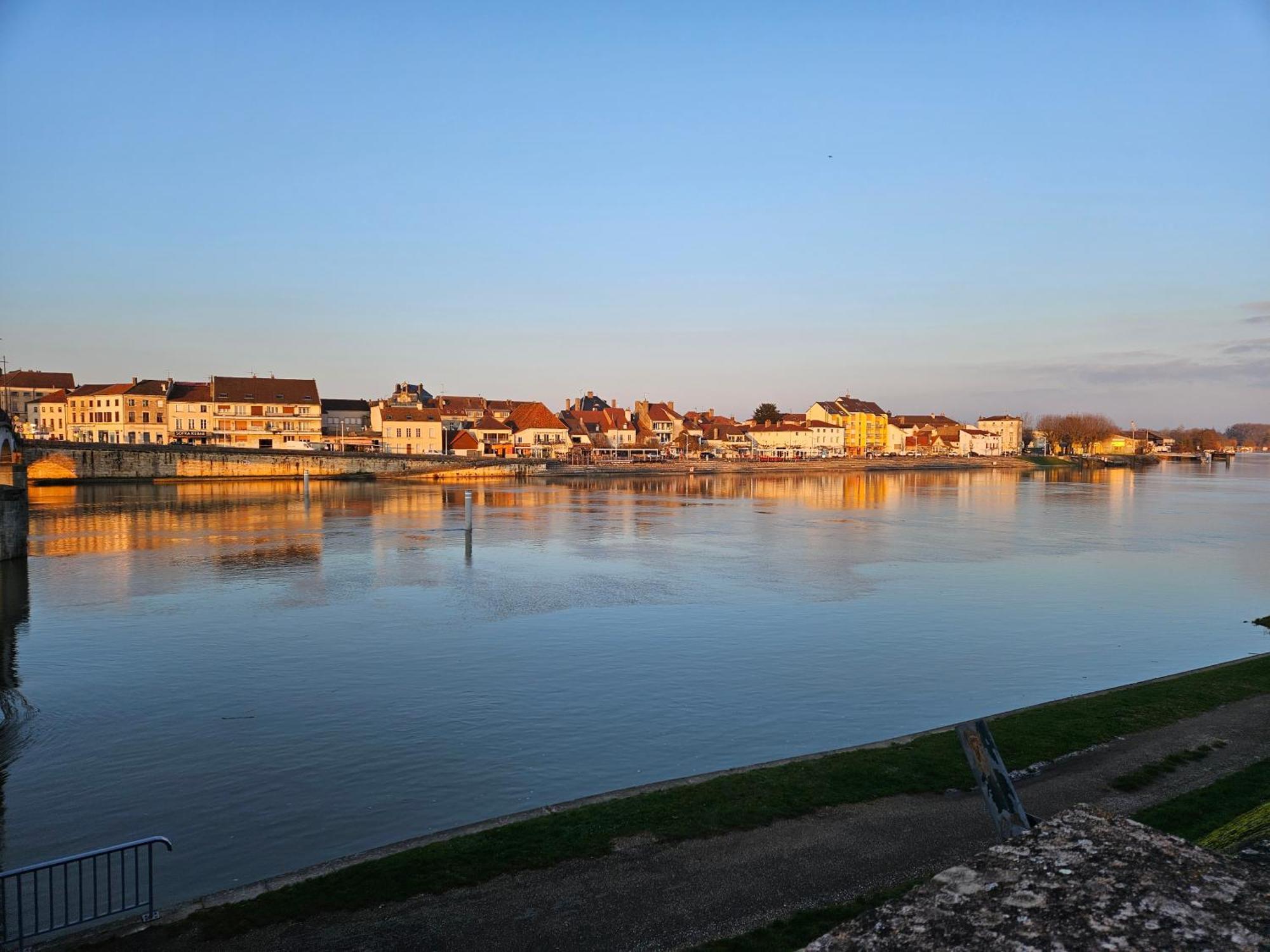 Auberge De La Marine Losne Exteriér fotografie
